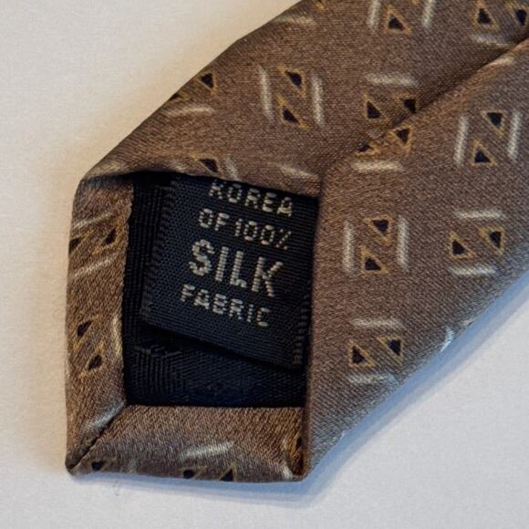 BILL BLASS 63" Long Silk Tie Geometric Foulard Black Label Tie 3" W Multicolor - Picture 6 of 6